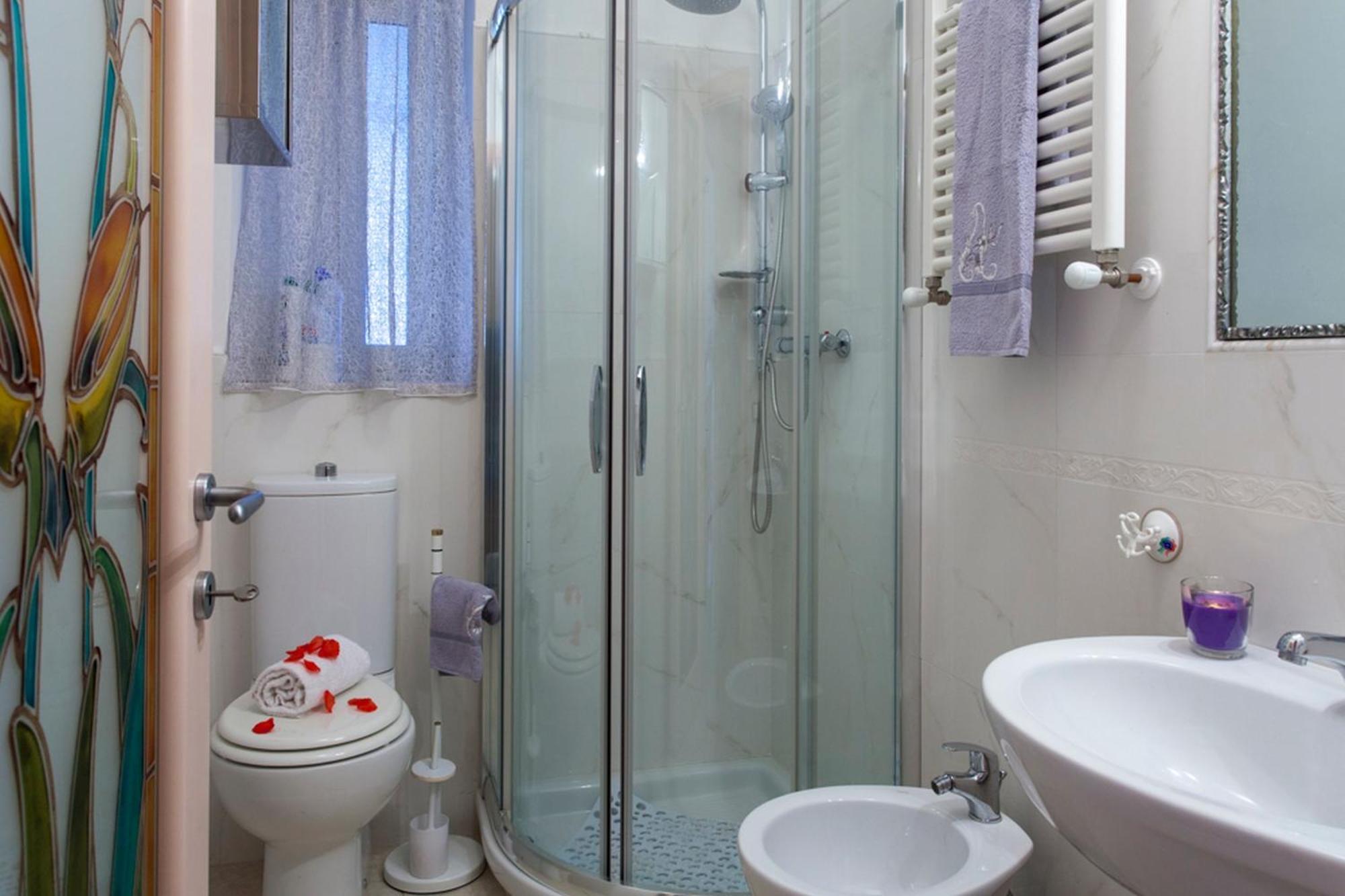 Villa Clara Few Km From The Sea - Happy Rentals ปิเอตราซานตา ภายนอก รูปภาพ